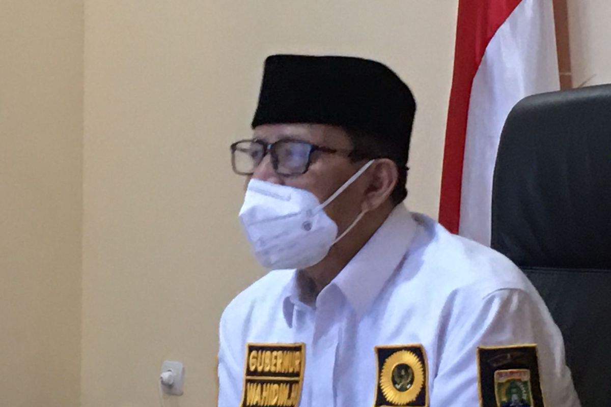 Gubernur Banten minta buruh pertimbangkan aksi mogok