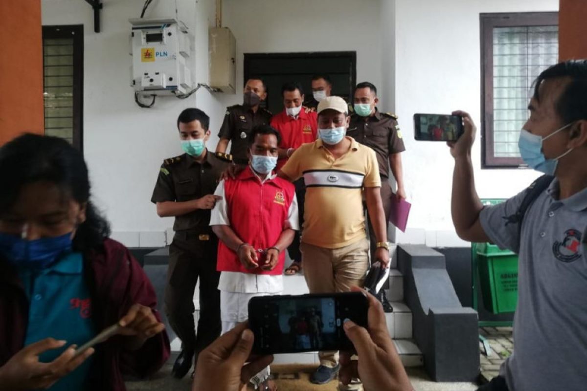 Kejari Klungkung penjarakan dua  tersangka kasus korupsi dana LPD