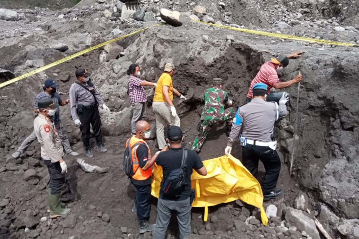 Sopir truk korban lahar hujan Merapi ditemukan meninggal