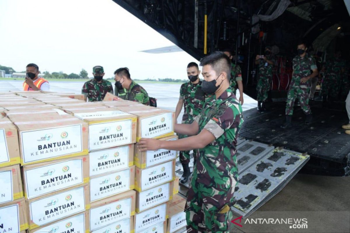 Pesawat Hercules kirim 12 ton bantuan bagi korban bencana Semeru