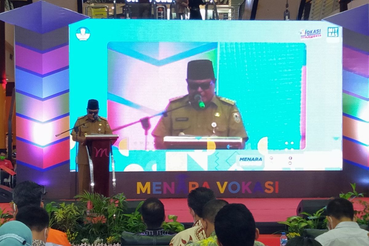 Gubernur Kalsel dukung Menara Vokasi 2021 yang disematkan Poliban