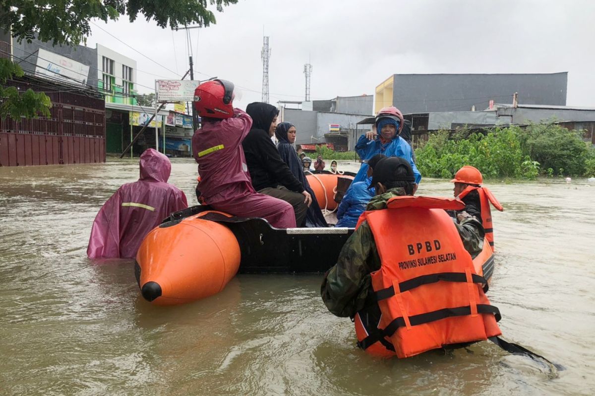 BPBD Makassar: Korban terdampak banjir mencapai 3.206 orang