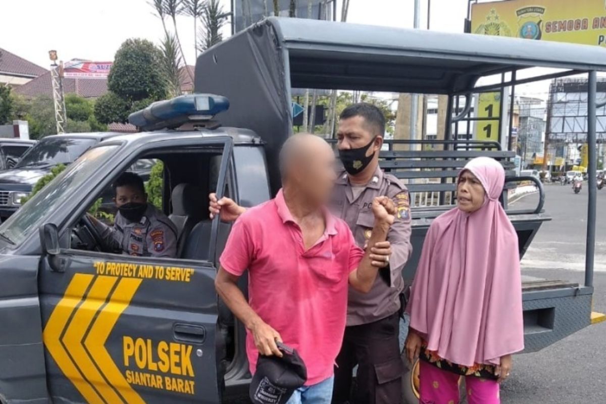 Remaja putri korban cabul lajang tua saat jajan batagor usai pulang sekolah