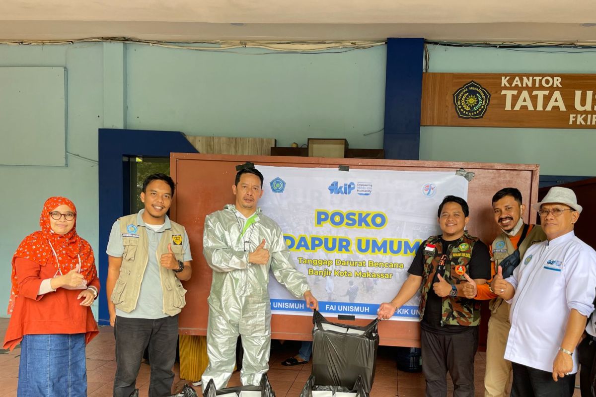 Unismuh buka dapur umum bantu korban banjir Makassar