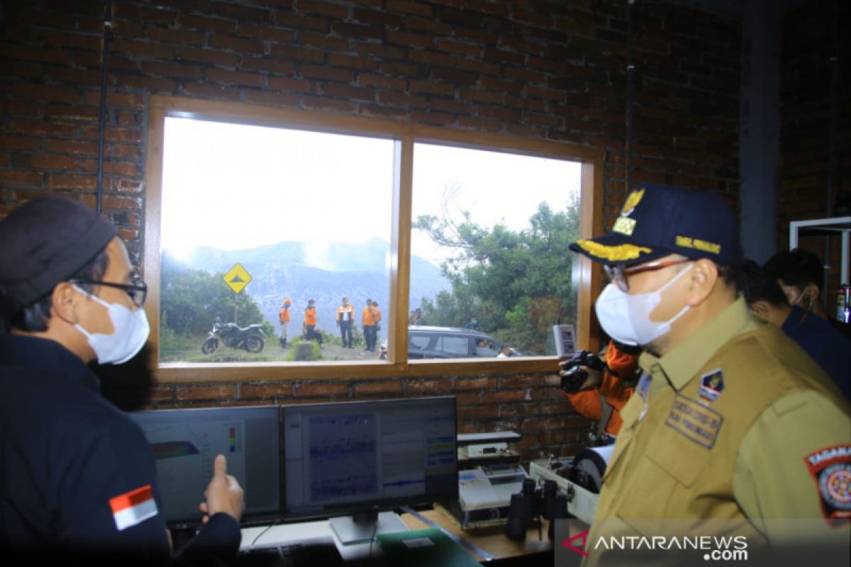 Plt Bupati Probolinggo pantau aktivitas Gunung Bromo