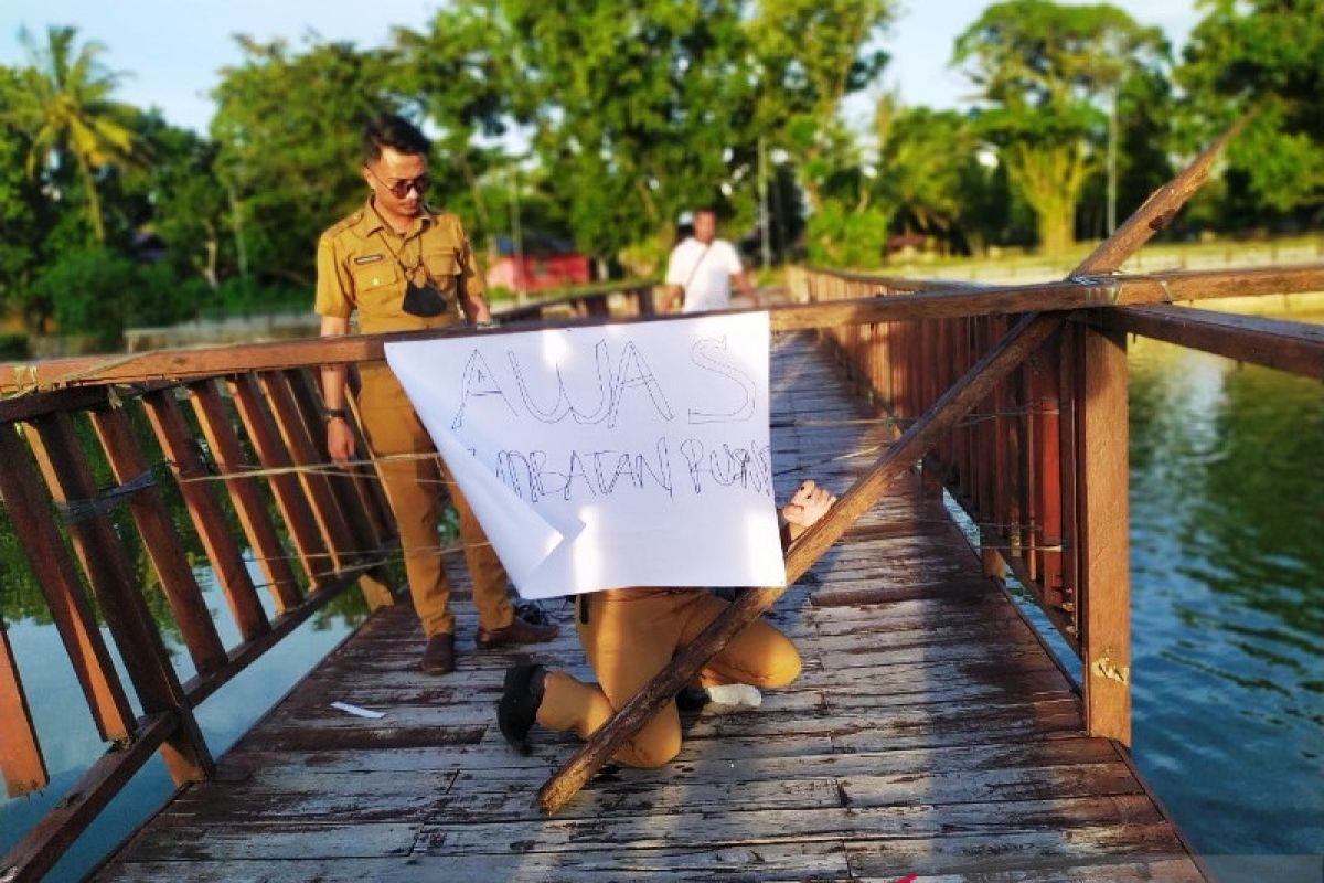 Kios pedagang hingga jembatan wisata Talao Pauh rusak akibat cuaca ekstrem