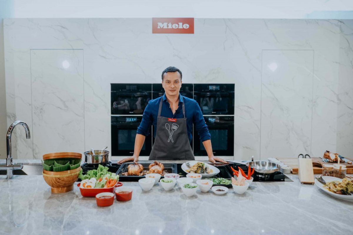 Cicip tiga resep favorit Nicholas  Saputra