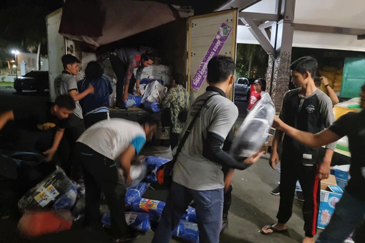 SIG salurkan bahan makanan dan perlengkapan bagi korban bencana Semeru