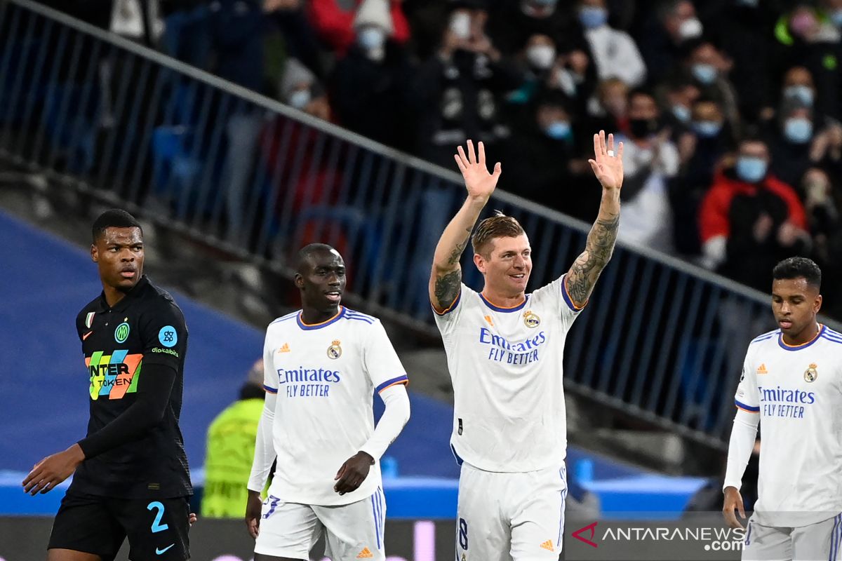 Real Madrid kalahkan Inter Milan 2-0 antarkan juara Grup D