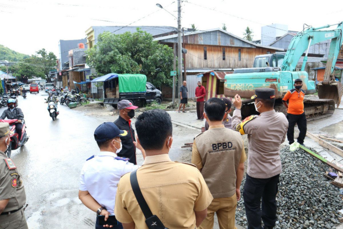Kapolres Majene minta masyarakat ikut berkontribusi pada penanganan banjir