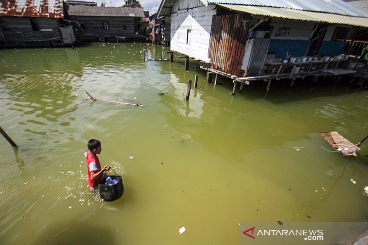 Banjir rob di Lhokseumawe