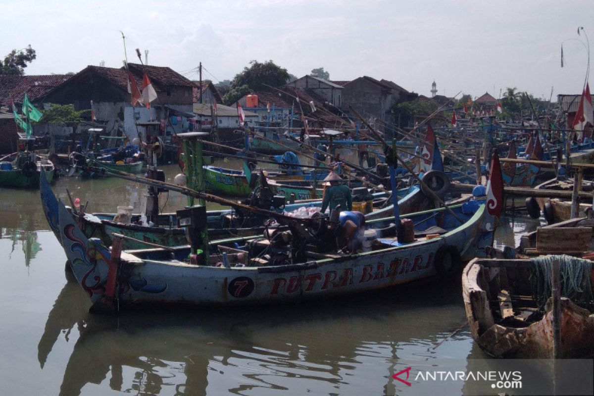 Nelayan Jepara diimbau melengkapi diri dengan alat komunikasi