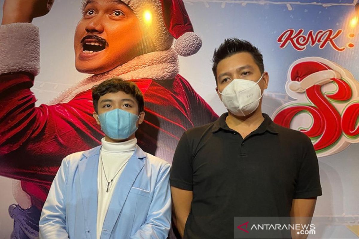 Berat badan Dirly naik  100 kg demi "KNK: Santa Claus dari Jakarta"