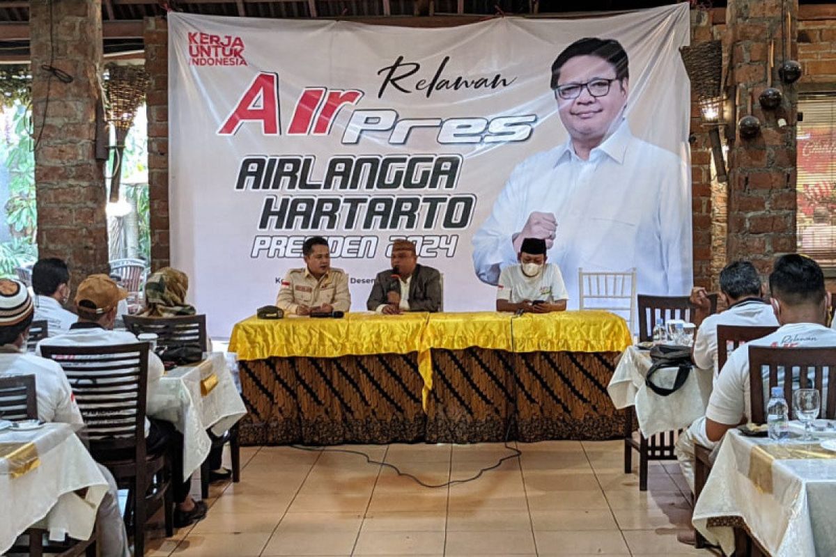 Politisi Golkar sarankan Airlangga lebih banyak sapa masyarakat