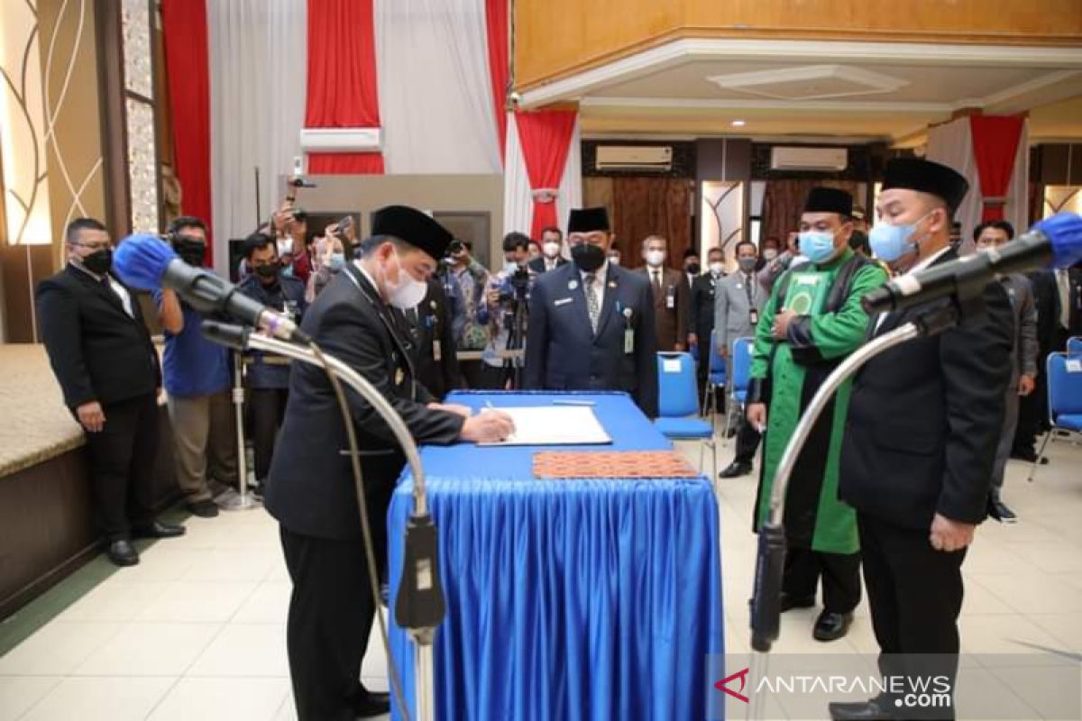 Wali Kota Banjarmasin tugaskan Sekdakot baru tangani banjir rob