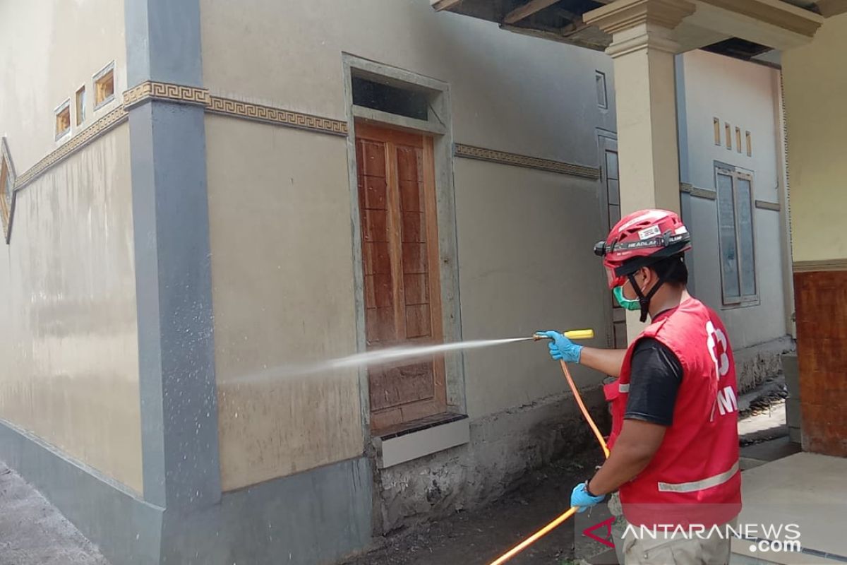 PMI kerahkan personel bantu bersihkan tempat ibadah terdampak erupsi Semeru