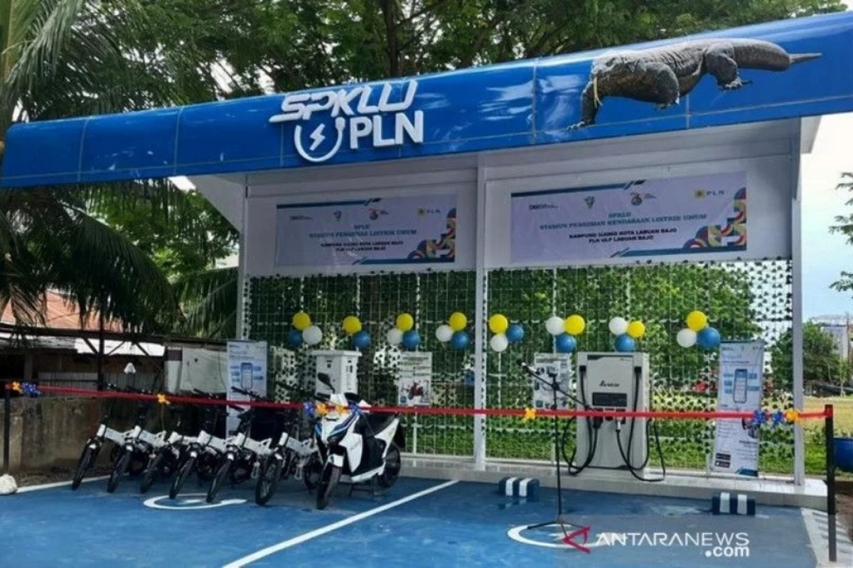 PLN operasikan SPKLU perdana di Labuan Bajo di NTT