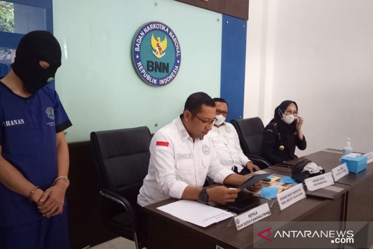 BNNK Pangkalpinang ringkus pengedar sabu