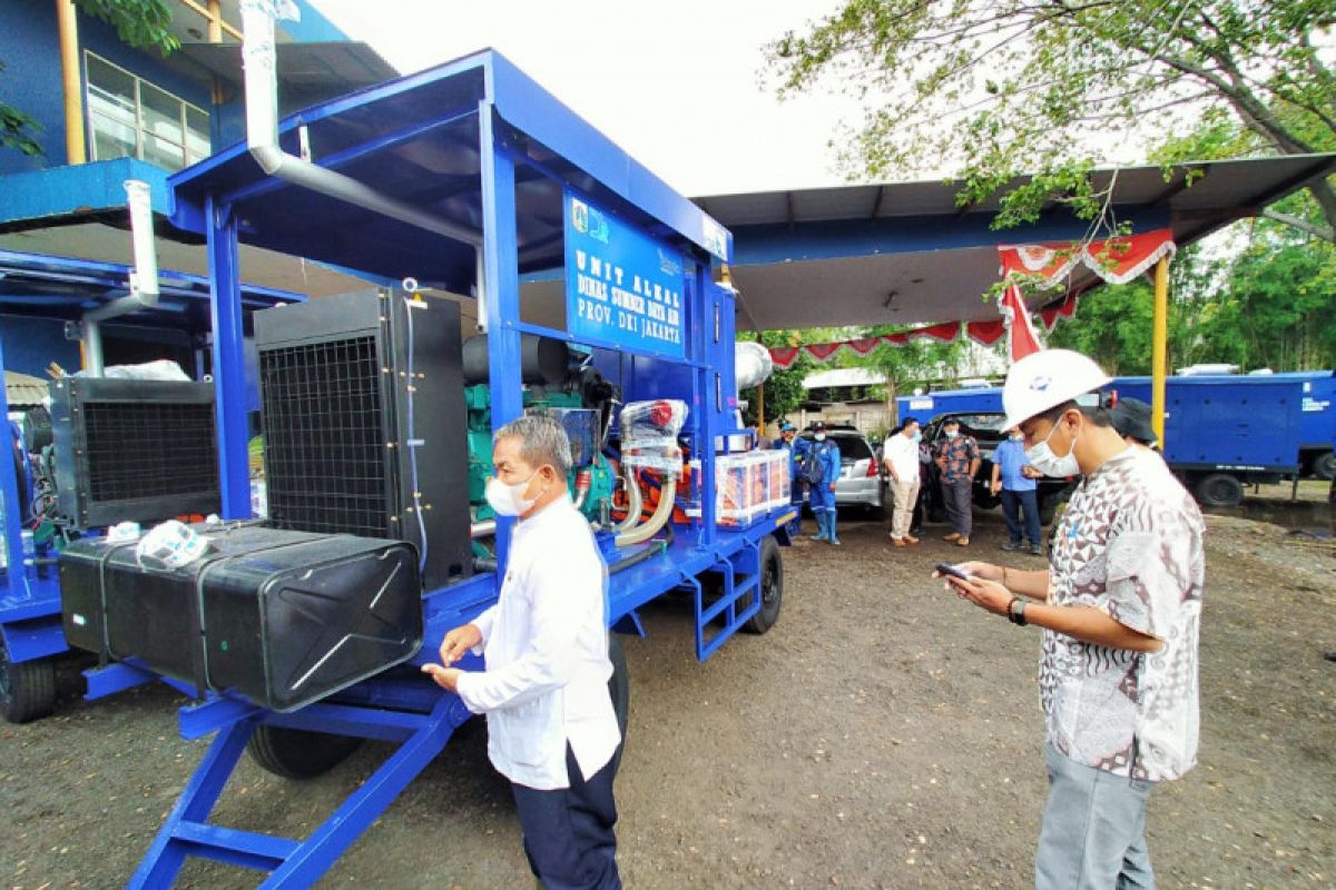 UPT Alkal Dinas SDA DKI uji fungsi 26 pompa mobile baru