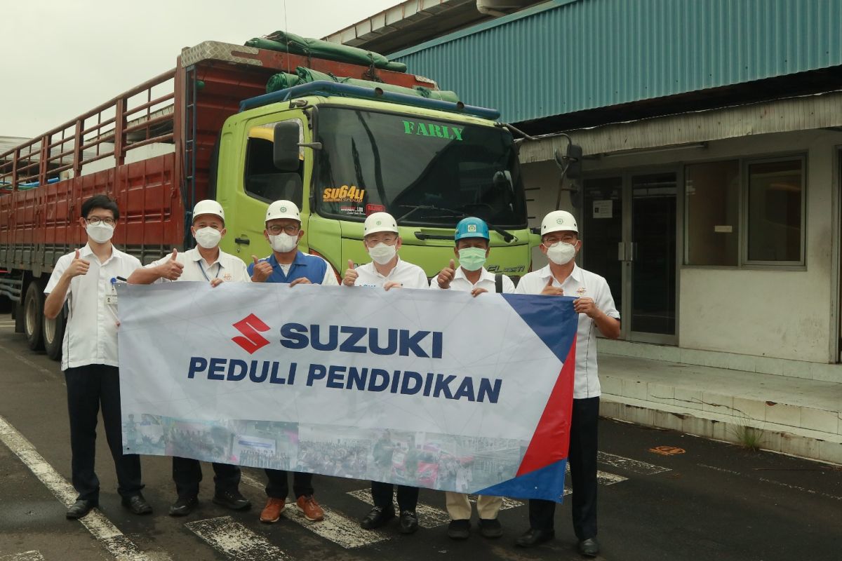 PT SIM donasikan 13 unit mesin industri ke SMK kejuruan