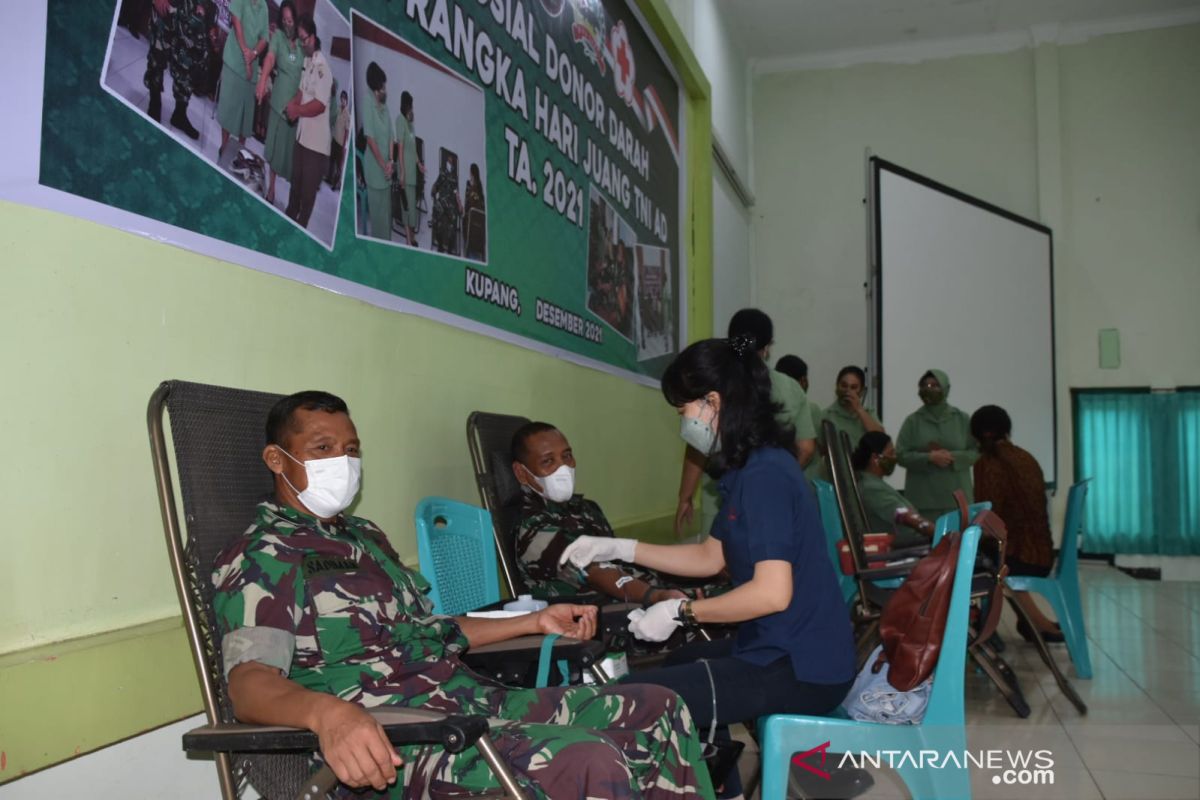 TNI AD sumbang 70 kantong darah untuk PMI NTT