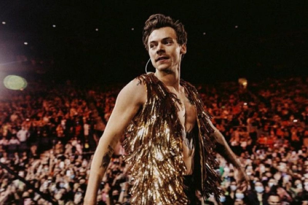 Konser Harry Styles berhasil raup pendapatan Rp1,3 triliun, Rp14,3 miliar disumbangkan