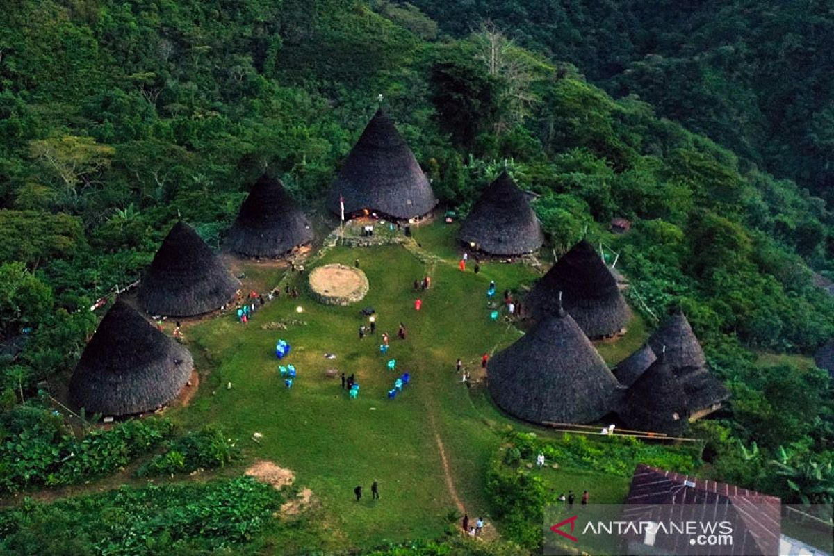 Desa wisata Wae Rebo, surga wisata di atas awan yang patut dikunjungi