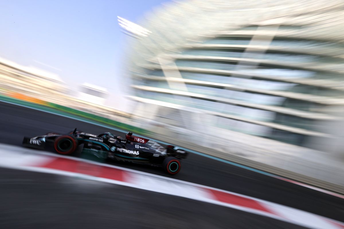 Hamilton kalahkan  Verstappen di FP3 jelang kualifikasi GP Abu Dhabi