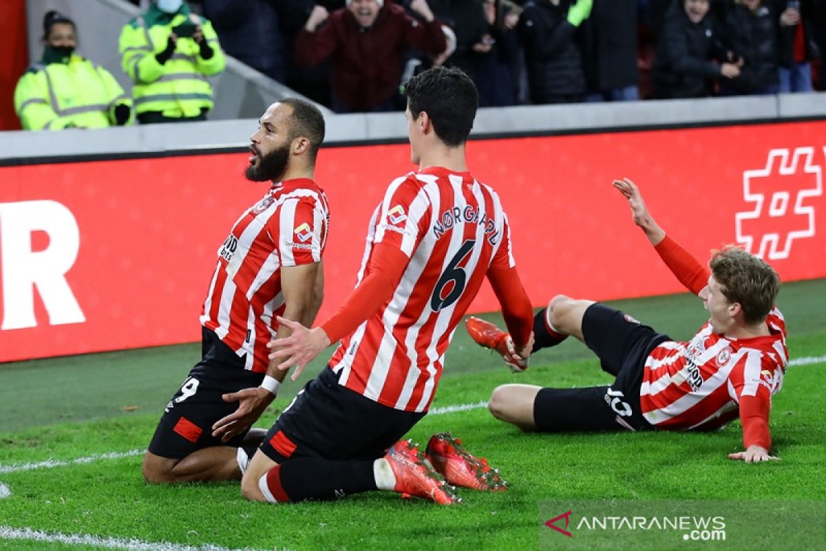 Brentford bekuk Watford berkat dua gol larut