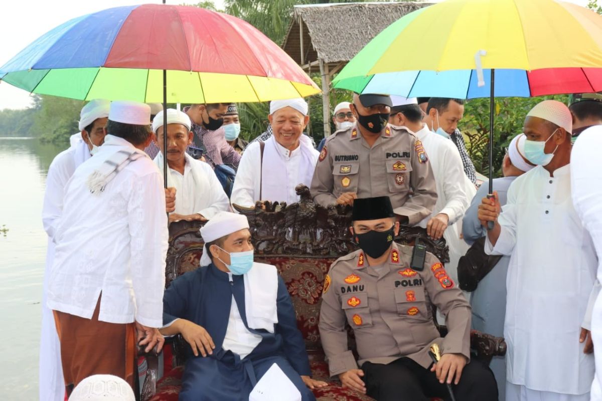 Warga Desa Jaring Halus Secanggang peringati Maulid Nabi Muhammad