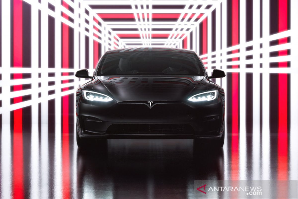 Selain untuk pasar Amerika, Tesla tidak layani pemesanan Model X dan S