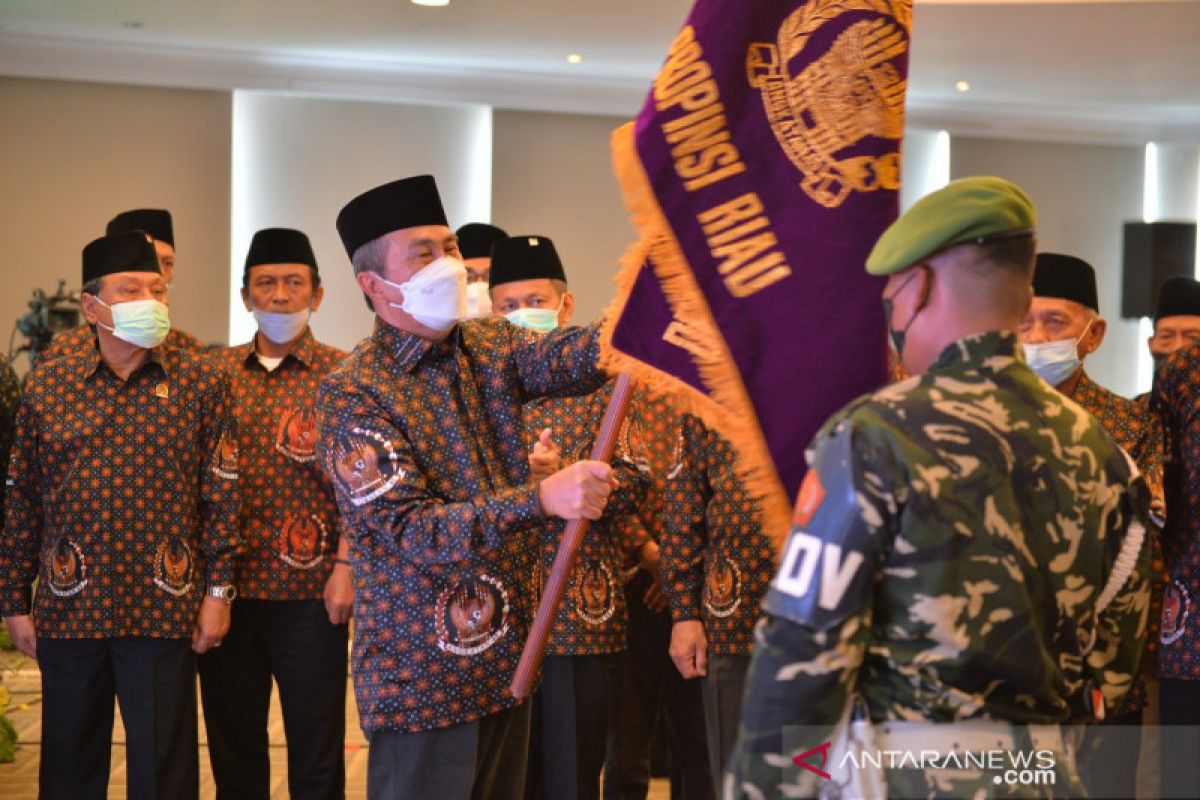 Syamsuar dilantik sebagai Ketum Dewan Harian Daerah Kejuangan 45 Riau