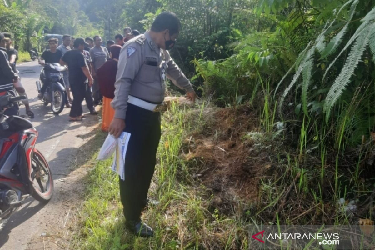 Satu mobil masuk jurang di Sumut