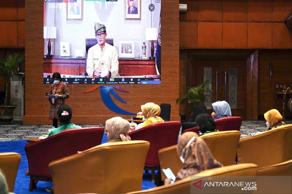 Menparekraf Sandiaga: Perempuan punya peran penting bangkitkan UMKM