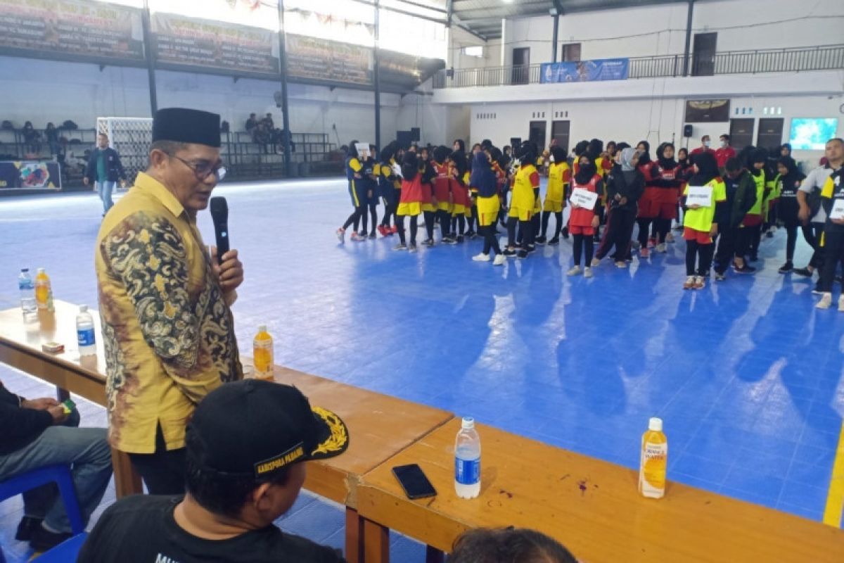 16 SMP di Padang ikuti turnamen bola tangan ABTI Padang