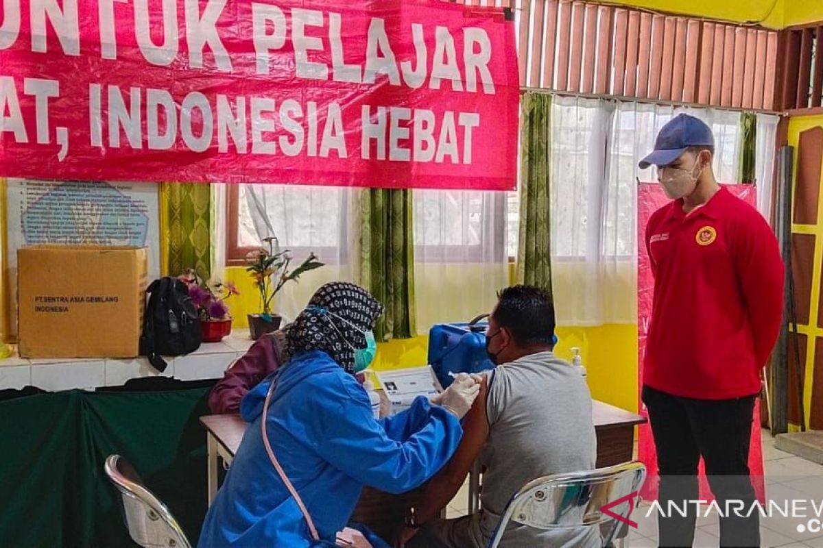 BINDA Kalsel terus genjot vaksinasi bagi pelajar dan santri