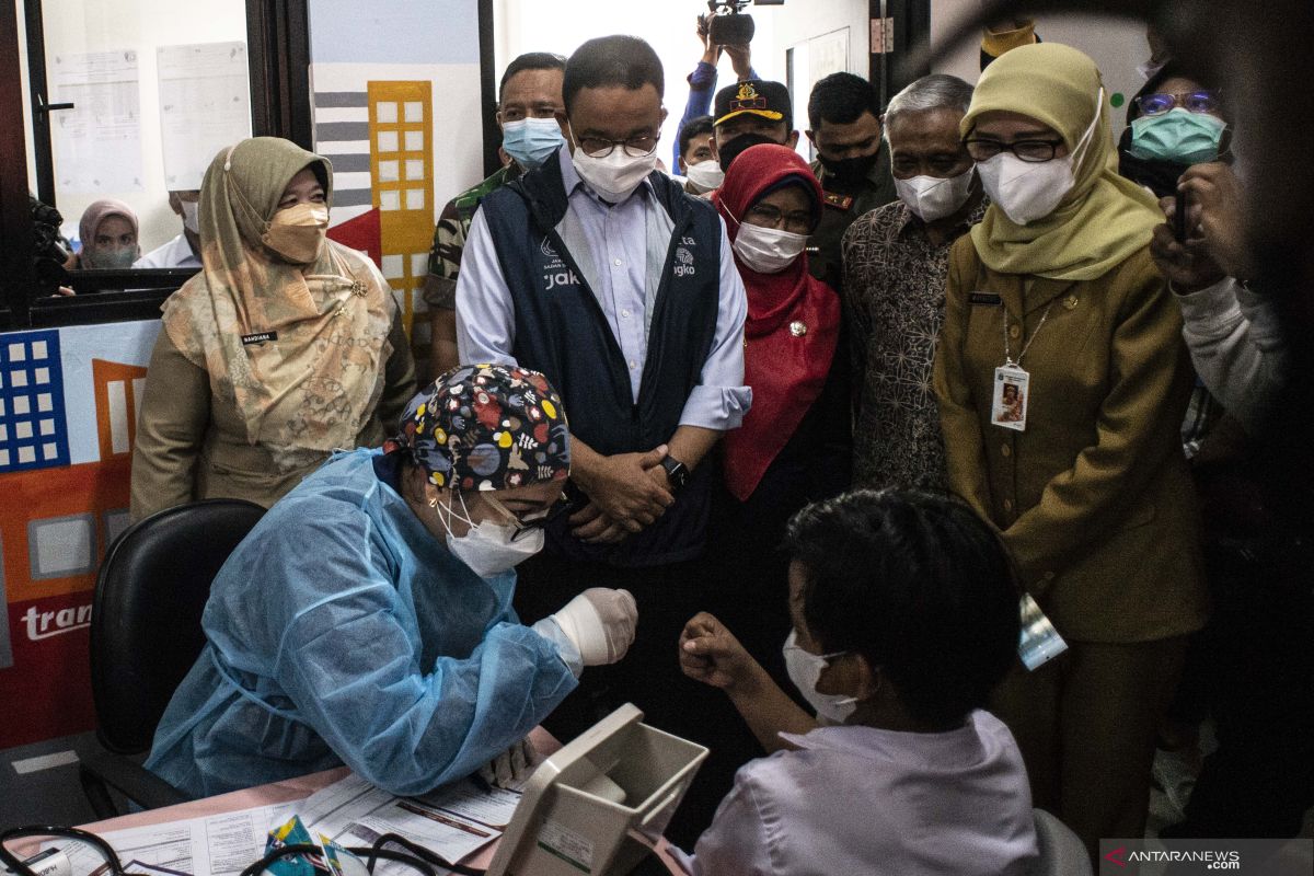 DKI kemarin, target vaksinasi anak hingga Haji Lulung meninggal