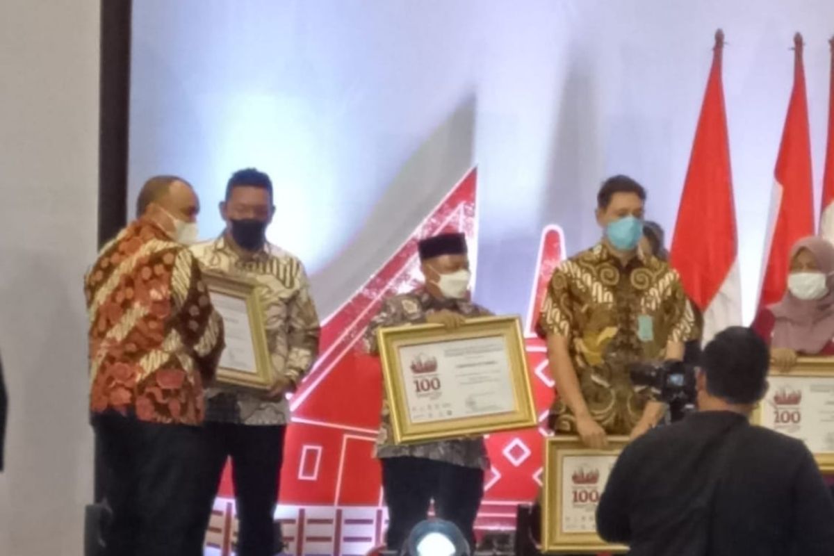 Pemkot Sibolga terima penghargaan Smart Society dari Kemenkominfo