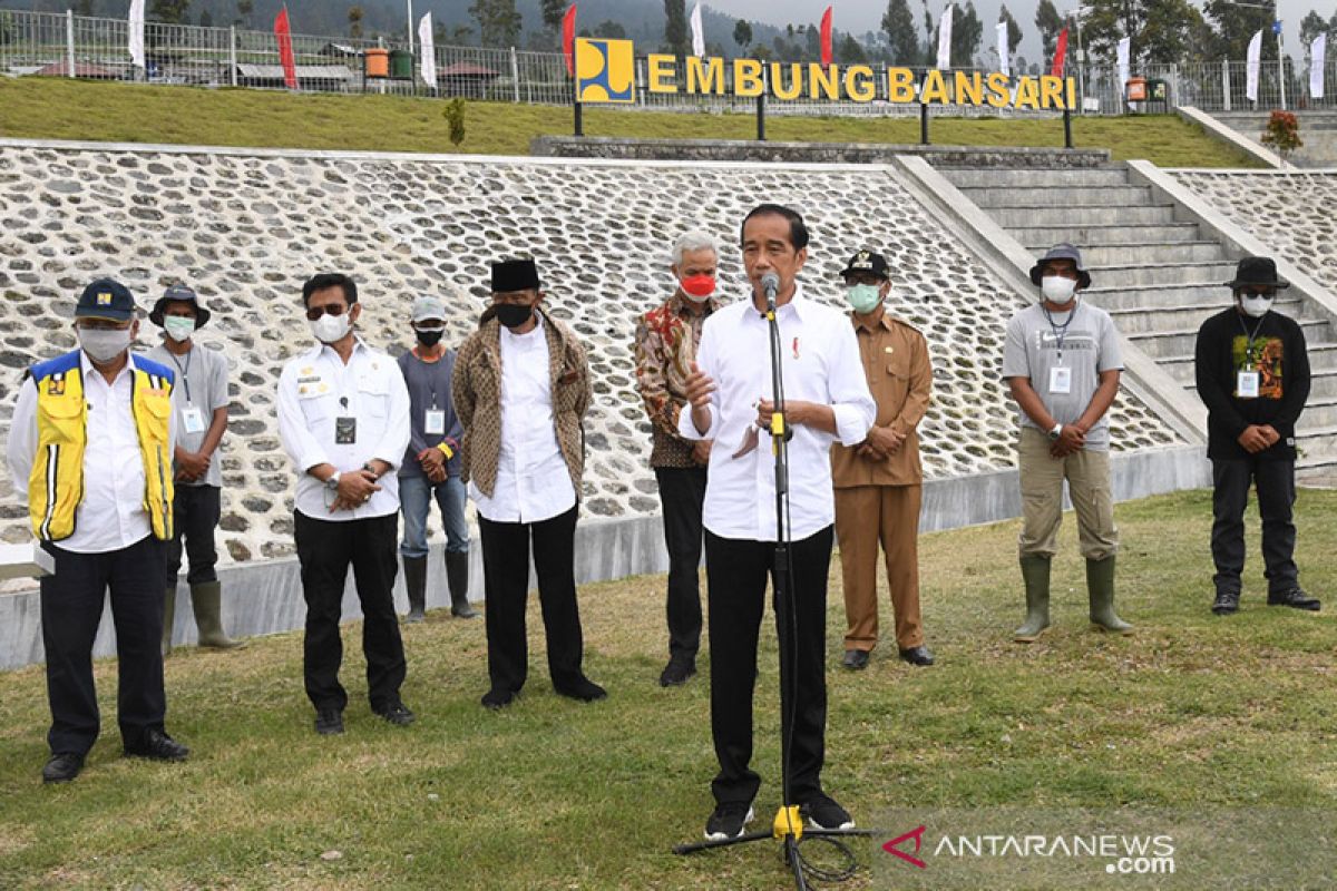 Presiden Jokowi resmikan 4 embung tingkatkan produktivitas pertanian