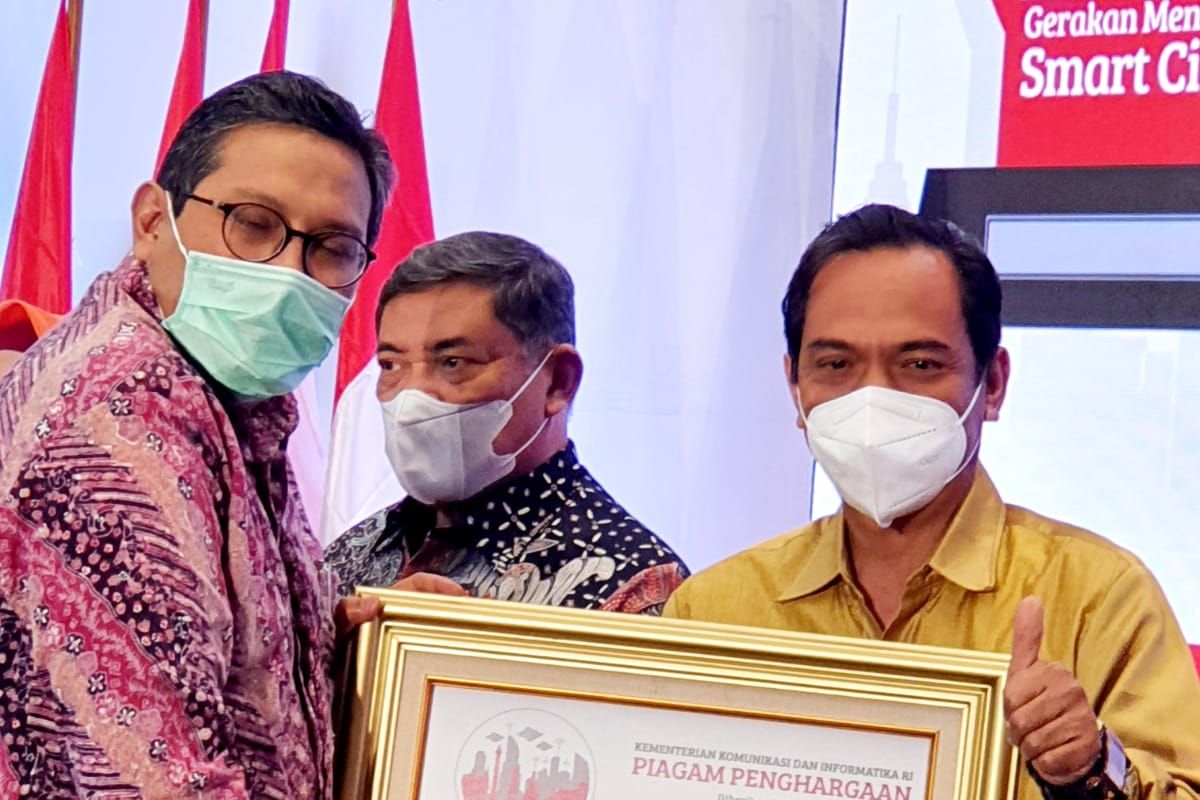 Banjar wins smart city award for environment category