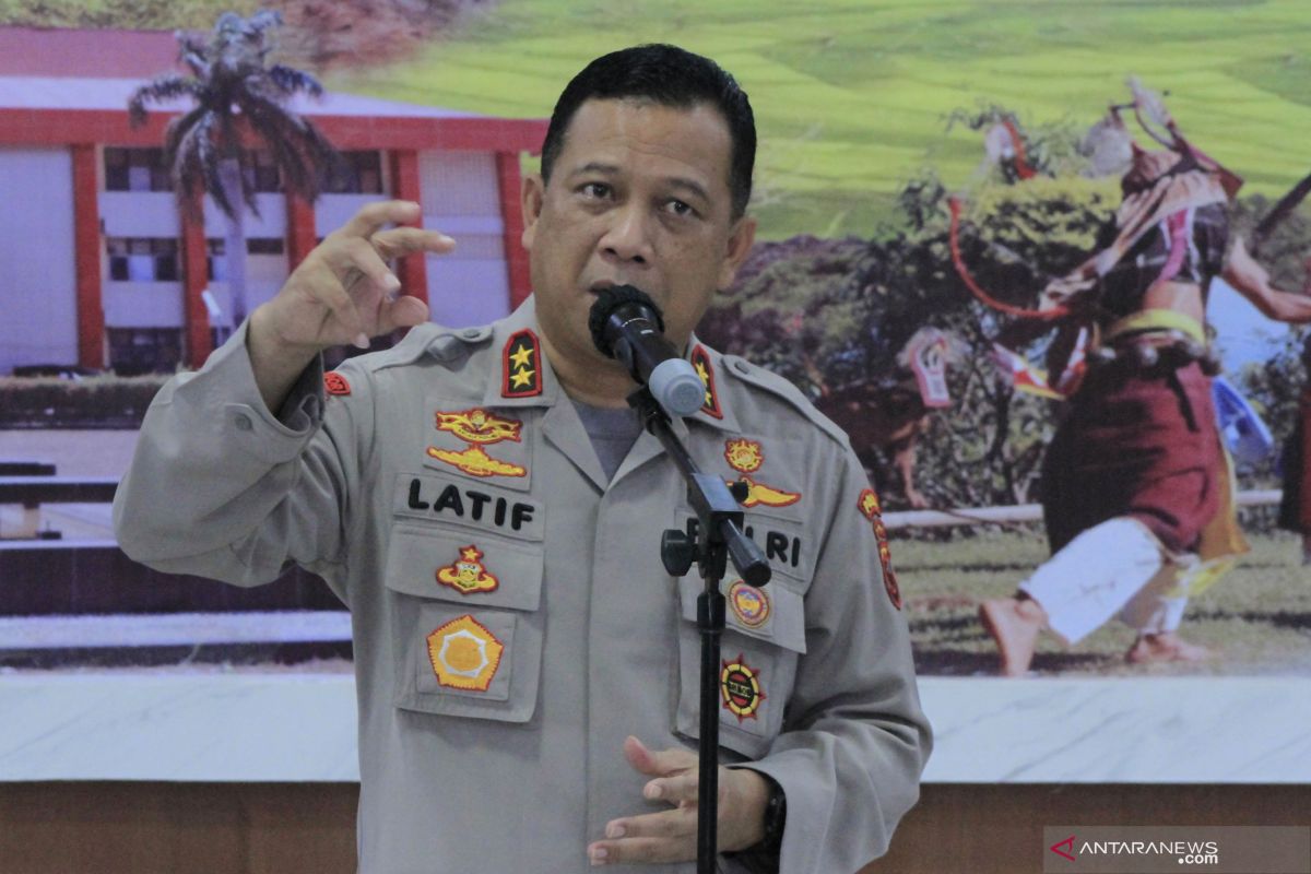 Kapolda perintahkan kapolres sedaratan Flores untuk siaga pascagempa