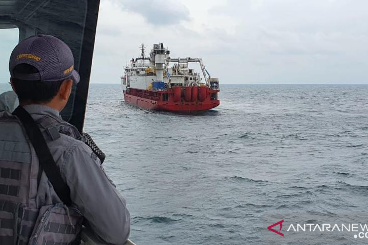 Bakamla RI tangkap kapal sitaan Ditjen  Pajak di Anambas