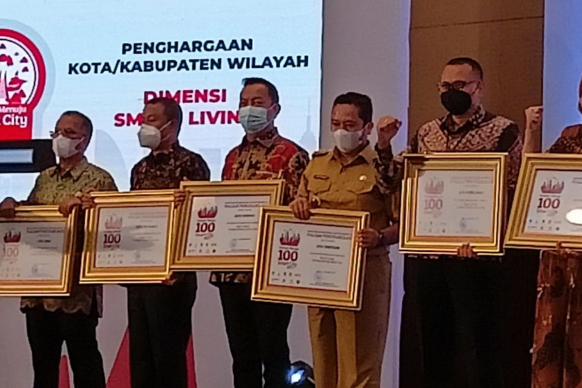 Tomohon raih penghargaan 'Kota Cerdas' Kemkominfo dimensi 'Smart Living'