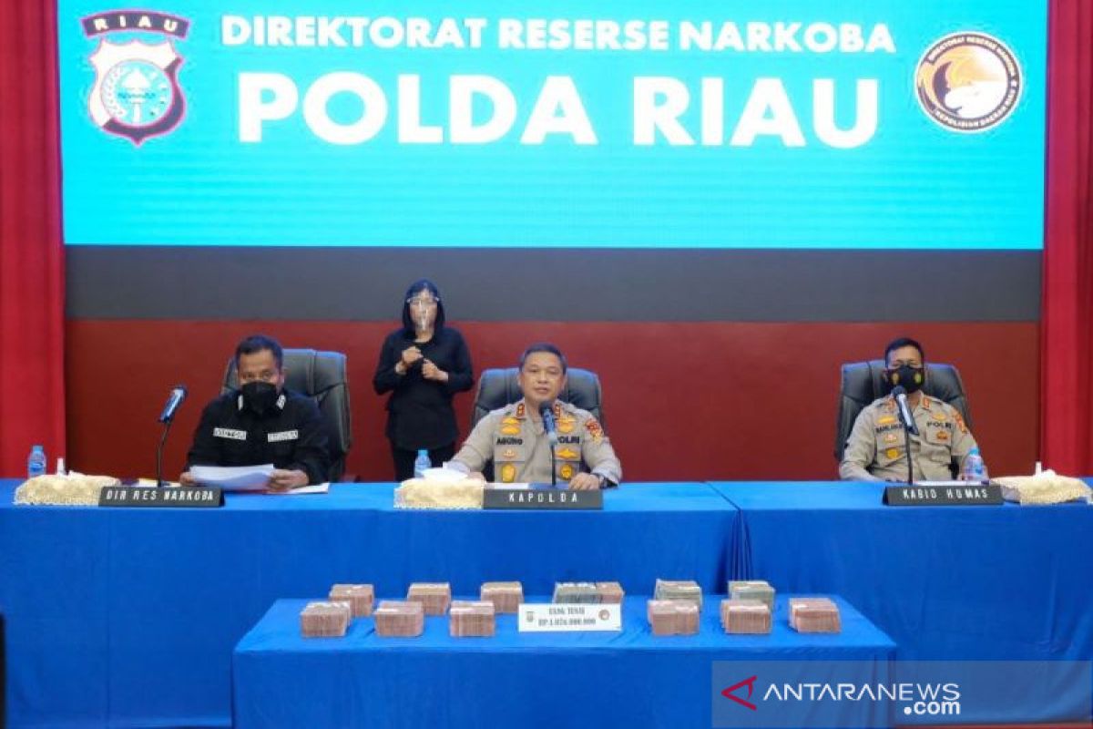 Polda Riau sita Rp1,76 miliar hasil penjualan narkoba