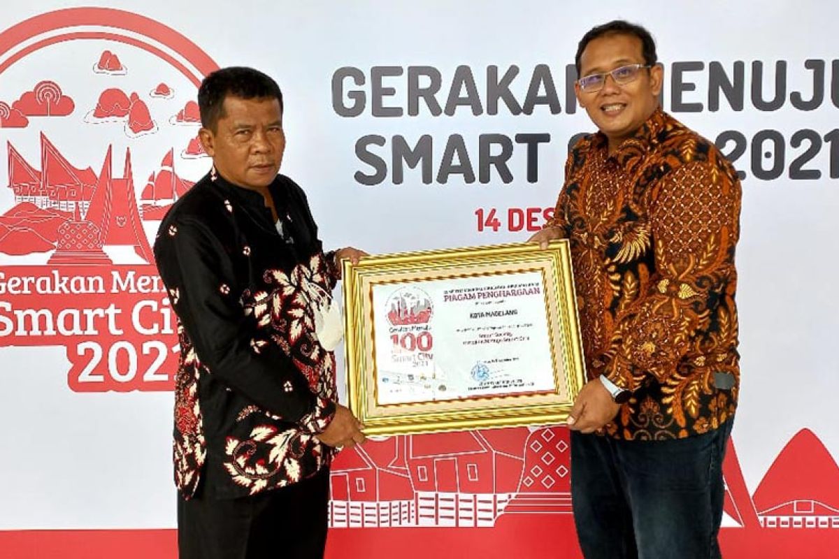 Kota Magelang raih penghargaan "Smart Society" dari Kemenkominfo