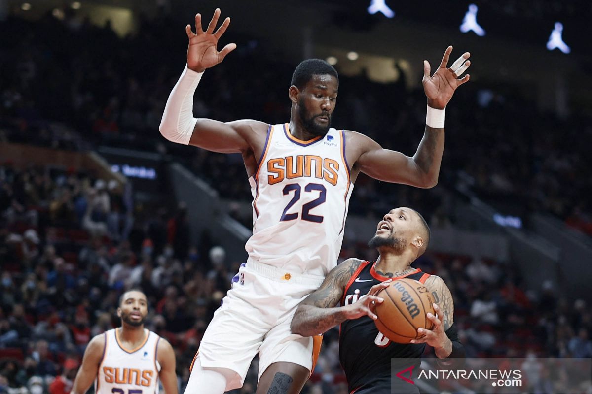 NBA : Suns samai tawaran kontrak Rp1,9 triliun Deandre Ayton