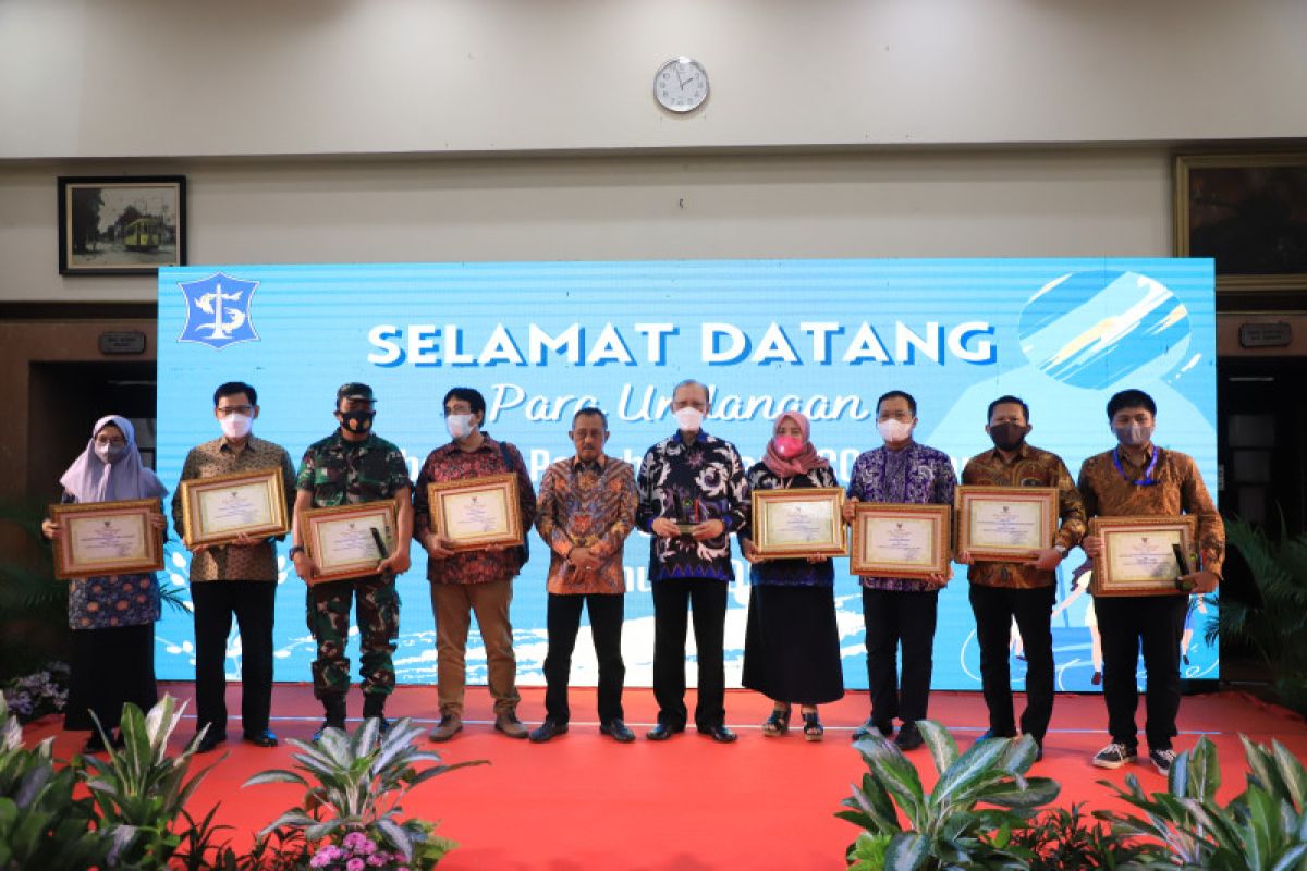 10 kampus di Surabaya raih penghargaan  "Eco Campus"
