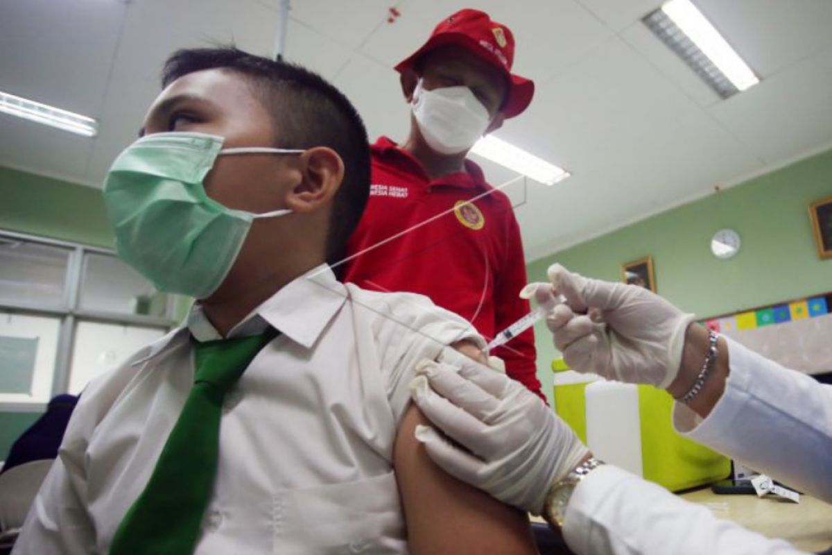 Kick off vaksinasi COVID-19 usia 6-11 tahun di DIY sasar 1.000 anak