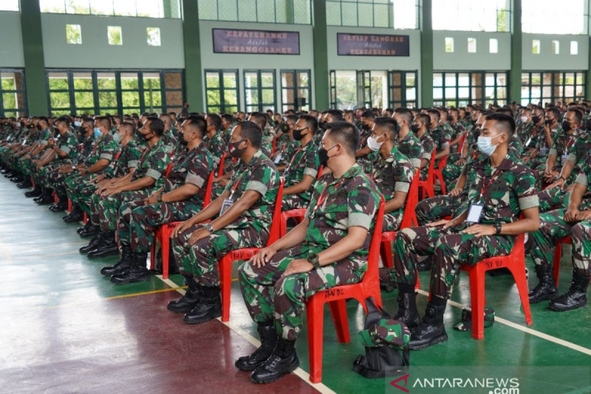 Kasdam XVIII/Kasuari beri pembekalan pasukan BKO di Papua Barat