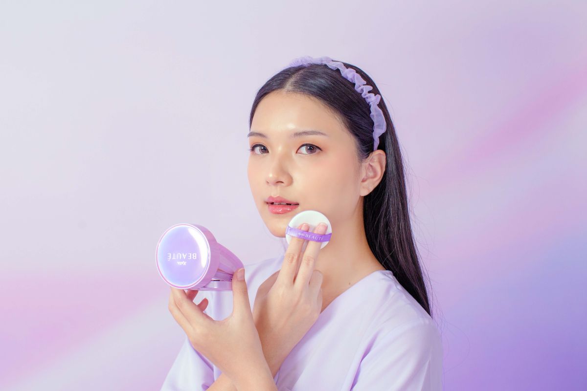 'Makeup' mengandung 'skincare' akan jadi tren di tahun 2022